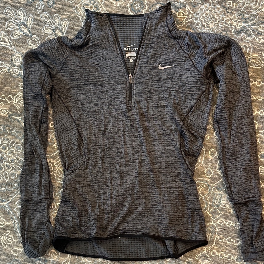 Nike Women's Gray Quarter-Zip Sweat Top